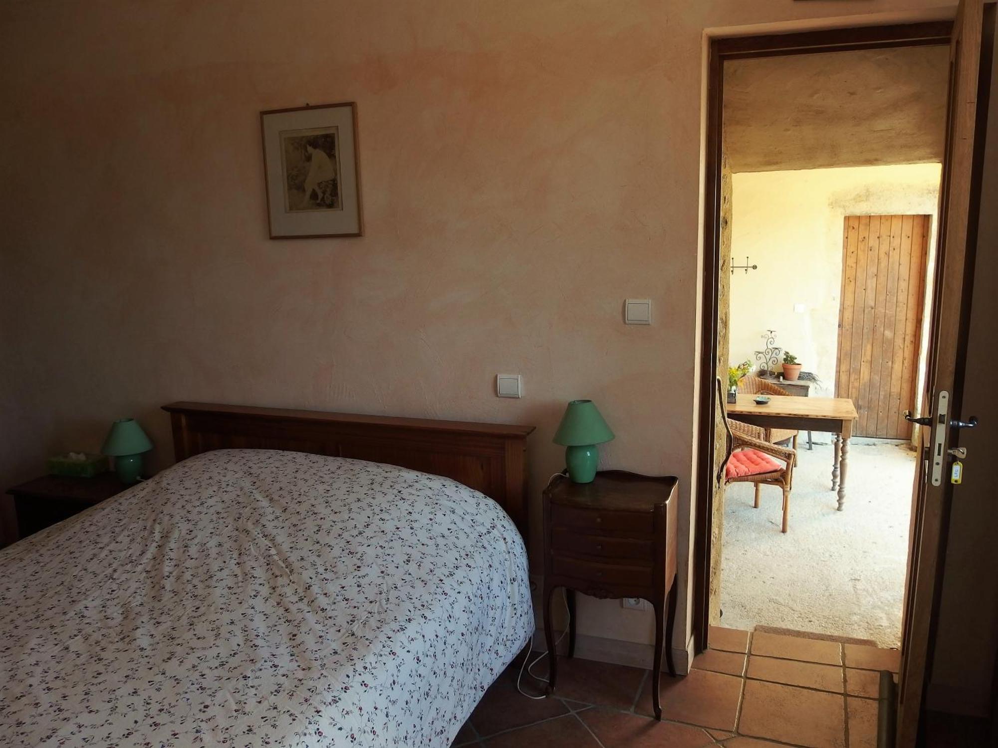 La Petite Colombe